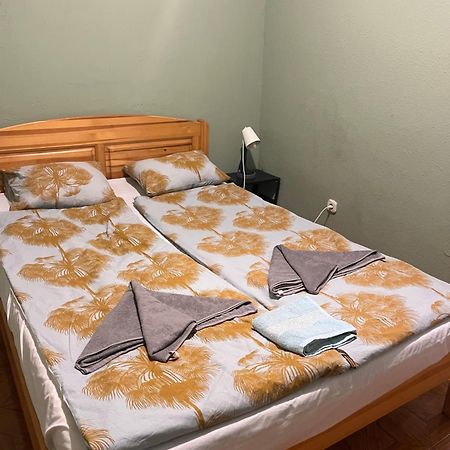 White Ship Apartman Budapest Ngoại thất bức ảnh