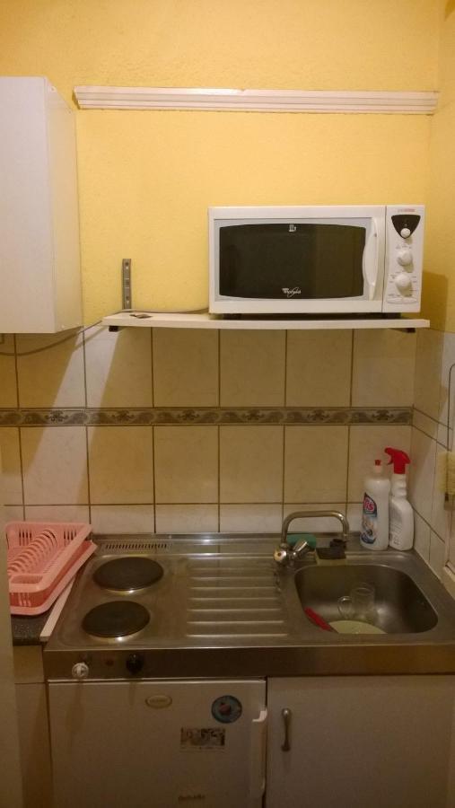 White Ship Apartman Budapest Ngoại thất bức ảnh