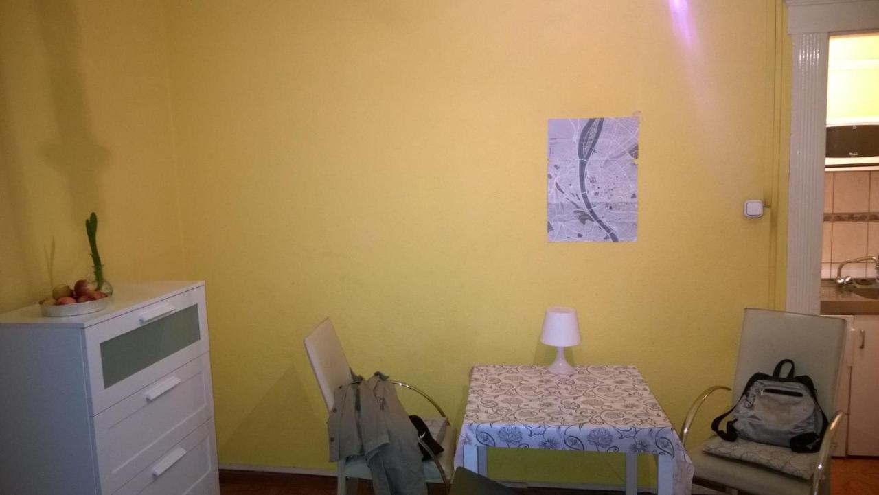 White Ship Apartman Budapest Ngoại thất bức ảnh